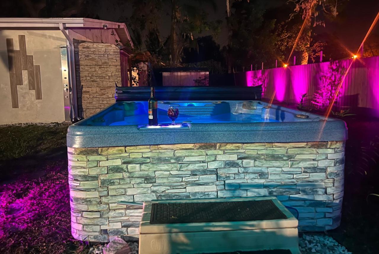 סרסוטה Close To Beaches With Hot Tub And Large Garden מראה חיצוני תמונה